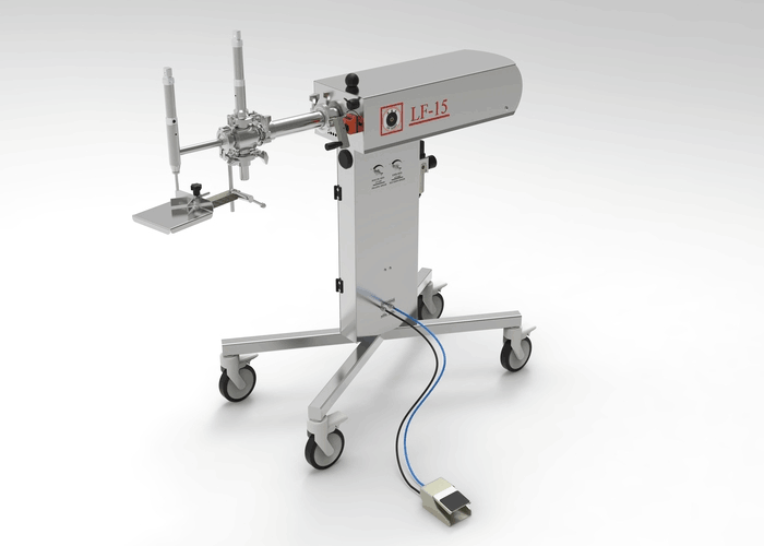 LF-15 (15ML - 150ML Semi Automatic Filling Machine)